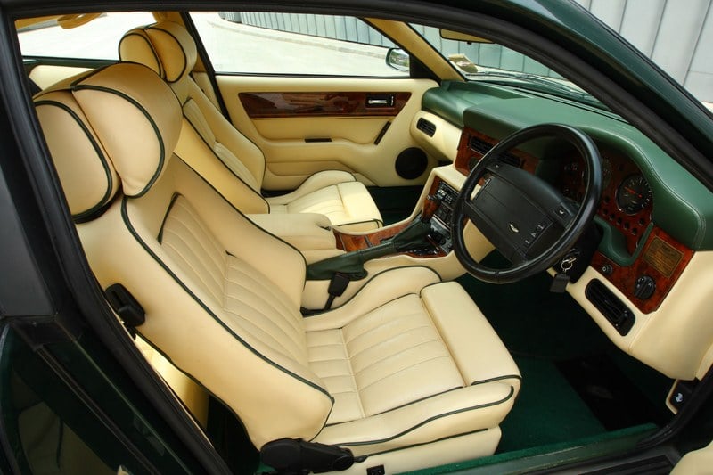 1995 Aston Martin Virage - 7