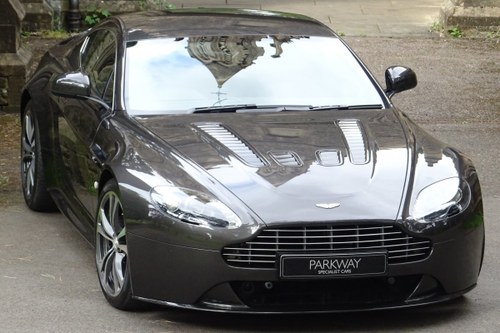 2012 ASTON MARTIN VANTAGE V12 MANUAL 2DR Kaufen Bei