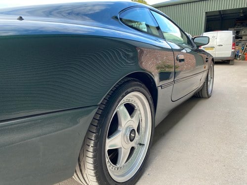 1995 Aston Martin DB7 - 5