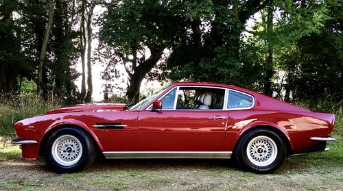 1986 Stunning Aston Martin V8 Vantage X-pack Manual RHD For Sale