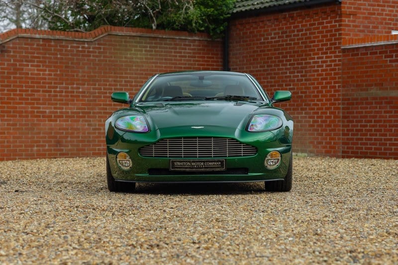 2001 Aston Martin Vanquish
