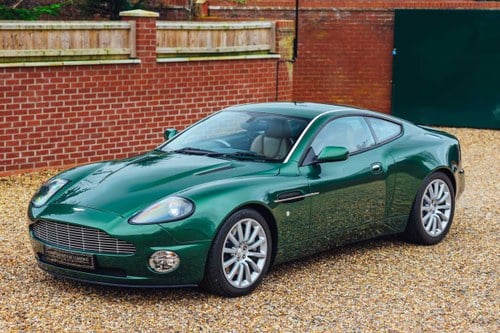 2001 Aston Martin Vanquish - 6