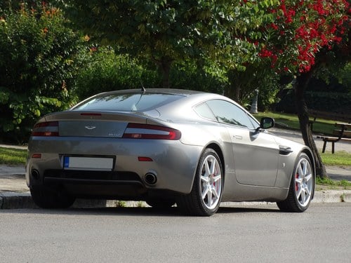 2006 Aston Martin V8 Vantage - 3