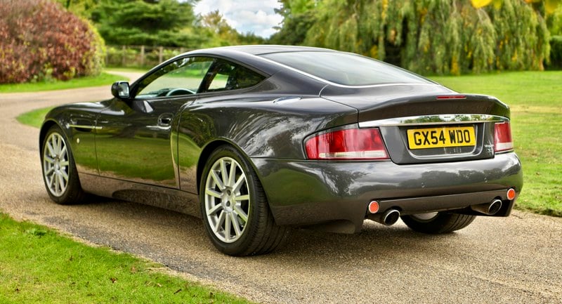 2005 Aston Martin Vanquish