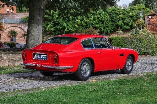 1965 Aston Martin DB6 - 3