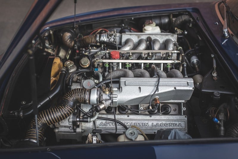 1986 Aston Martin V8 - 7