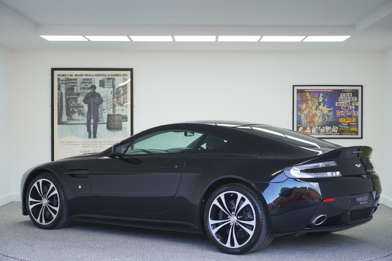 2013 Aston Martin Vantage - 7