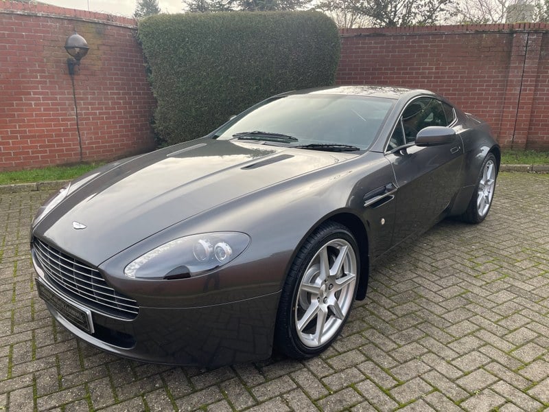 2008 ASTON MARTIN VANTAGE V8 Manual gearbox, low miles, 2008