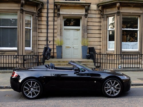 2012 Aston Martin V8 Vantage - 3