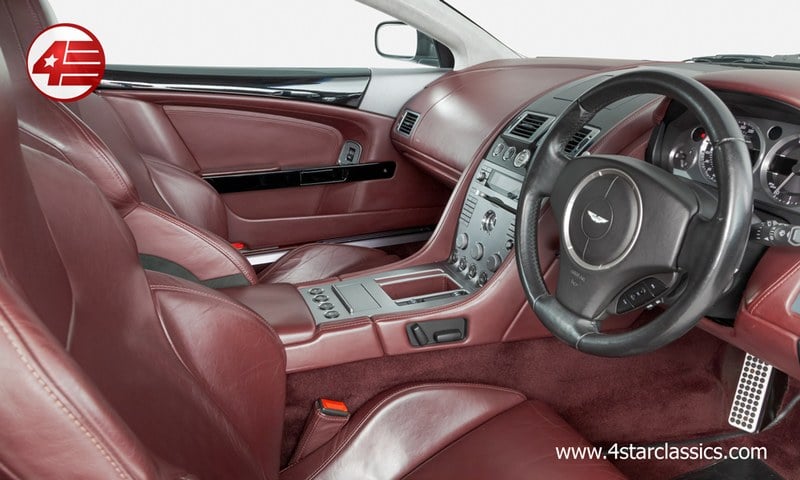 2005 Aston Martin DB9 - 7