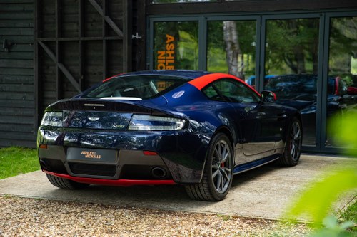 2014 Aston Martin V8 Vantage - 2