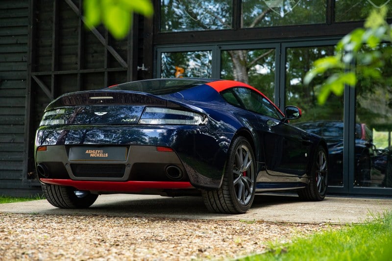 2014 Aston Martin V8 Vantage