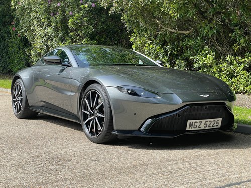 2019 Aston Martin 4.0 V8 Vantage For Sale