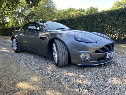 2004 Aston Martin Vanquish S