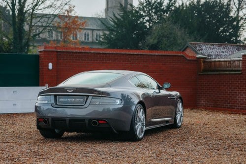 2008 Aston Martin DBS - 9