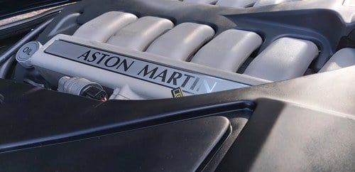 2001 Aston Martin DB7 - 3