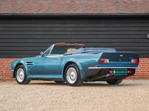1988 Aston Martin V8 Volante - 3