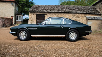 Superb condition Aston martin V8 Series 3