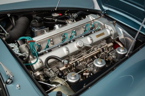 1962 Aston Martin DB4 - 6