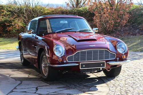 1967 Aston Martin DB6 Vantage Sports Saloon MK1