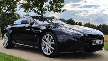 Aston Martin V8 Vantage Coupe 2013