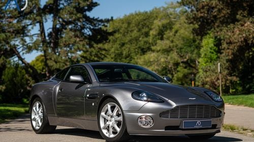 Picture of 2005 Aston Martin Vanquish 5.9i V12 LHD * price reduced * - For Sale