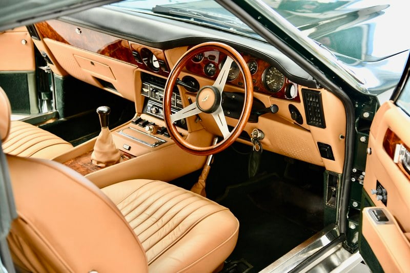 1979 Aston Martin V8 Volante - 7