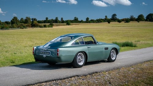 1960 Aston Martin DB4 - 2
