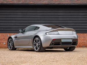 2011 Aston Martin Vantage
