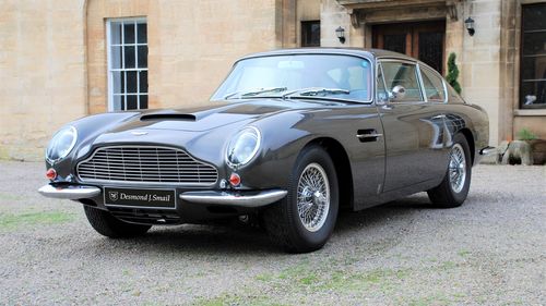 Picture of 1967 Beautiful Fully Restored DB6 Vantage manual - For Sale