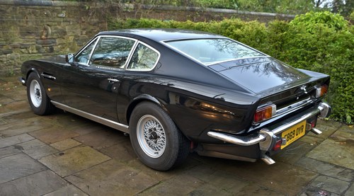 1989 Aston Martin V8 - 6