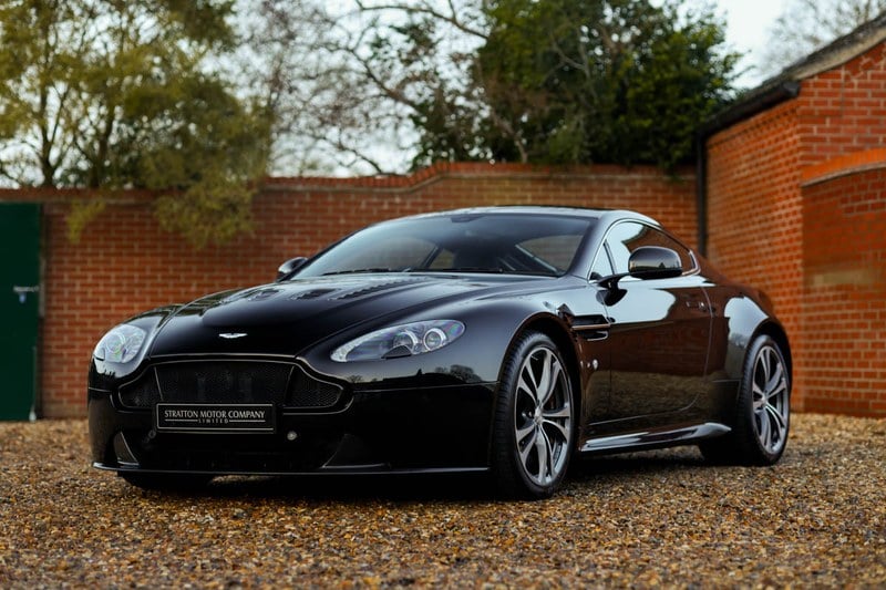 2014 Aston Martin Vantage - 4