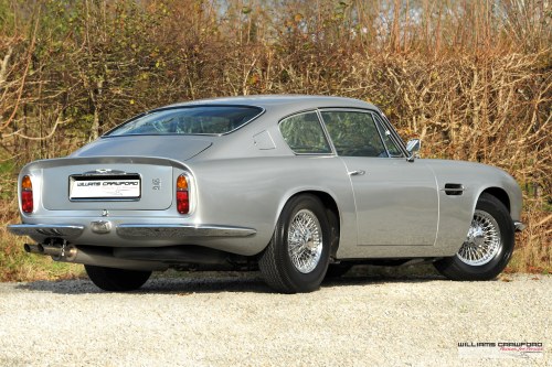 1970 Aston Martin DB6 - 9
