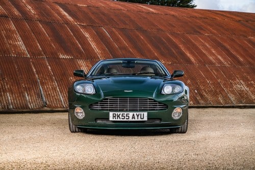2005 Aston Martin Vanquish - 2