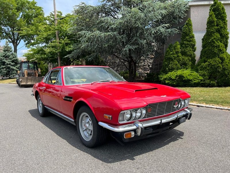 1971 Aston Martin DBS - 2 1971 Aston Martin DBS - 2