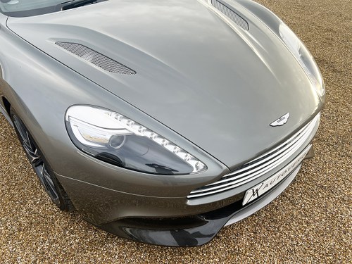 2014 Aston Martin Vanquish - 9