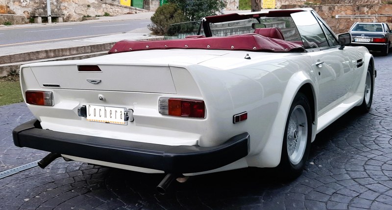 1987 Aston Martin V8 Volante - 4