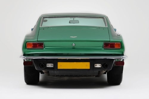 1975 Aston Martin V8 - 8