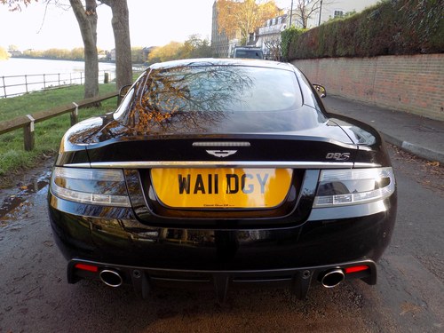 2011 Aston Martin DBS - 9