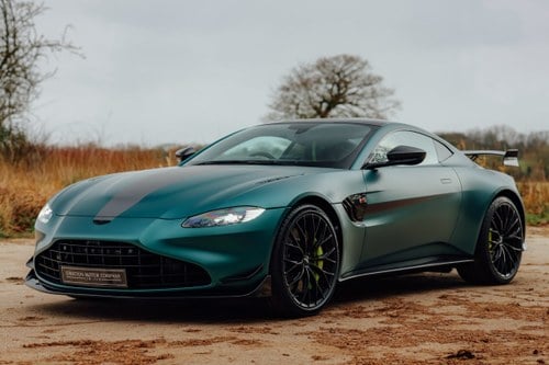 2022 Aston Martin V8 Vantage - 5