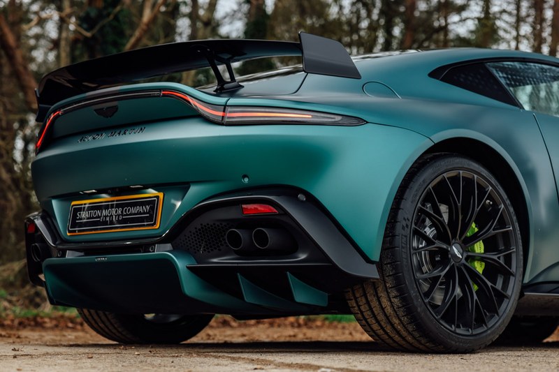 2022 Aston Martin V8 Vantage - 7