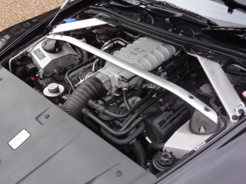2012 Aston Martin V8 Vantage - 6