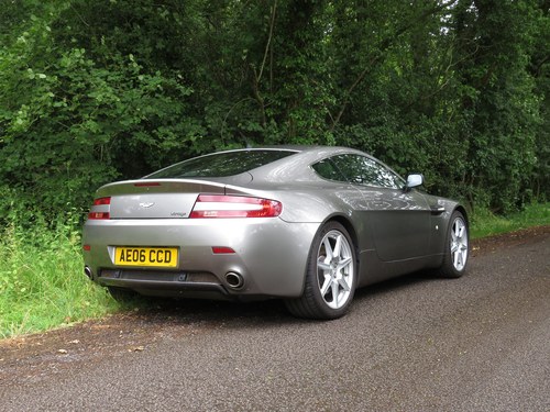 2006 Aston Martin V8 Vantage - 2