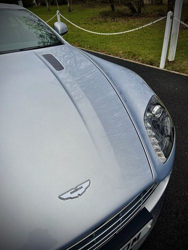 2011 Aston Martin V8 Vantage - 5