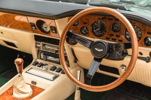1979 Aston Martin V8 Volante - 9