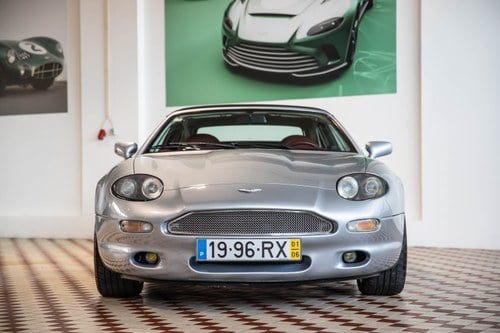 1998 Aston Martin DB7 - 2