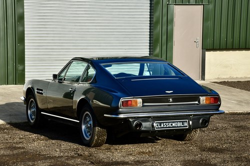 1976 Aston Martin V8 - 3