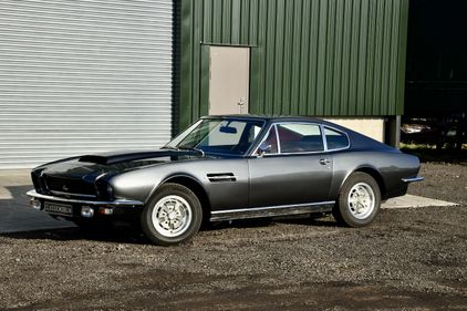 Aston Martin V8 Saloon