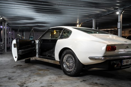 1973 Aston Martin DBS - 6