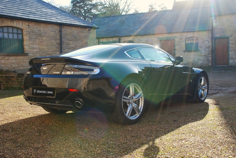 2009 Aston Martin Vantage - 4